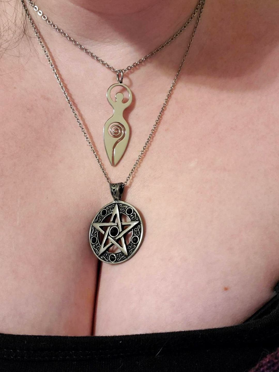 Ashton K. review of Spiral Goddess Symbol Necklace
