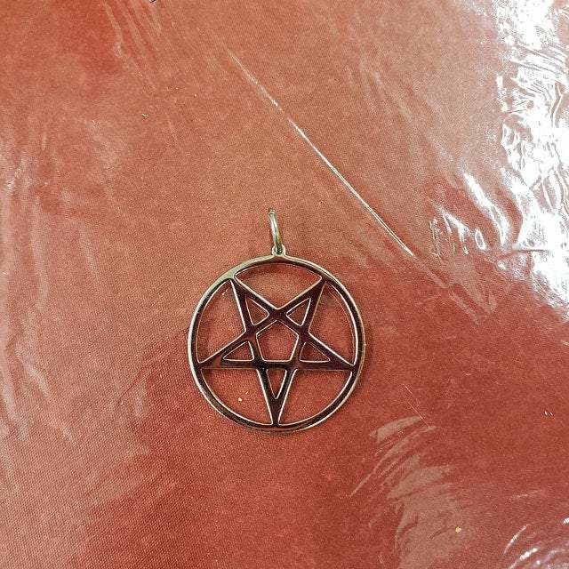 Randy W. review of Reversed Pentagram Symbol Necklace
