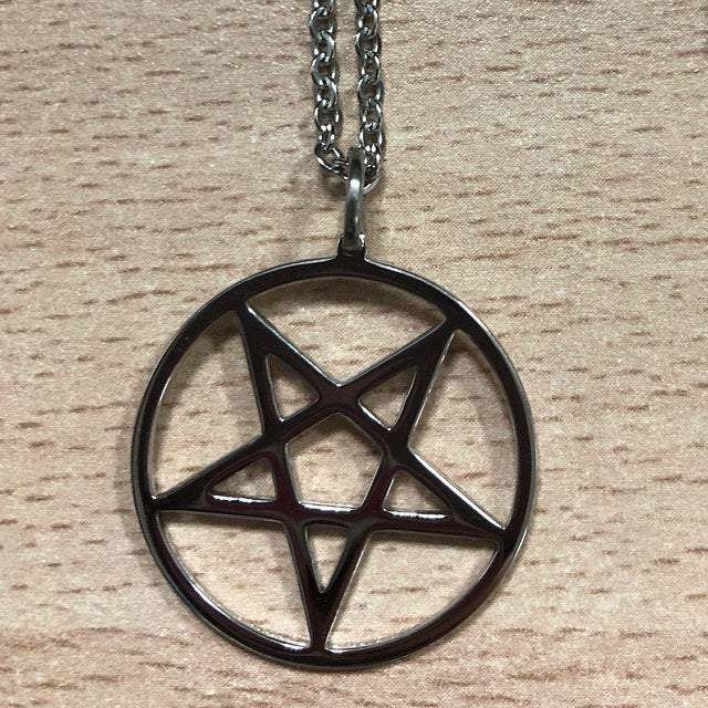 Marcia review of Reversed Pentagram Symbol Necklace
